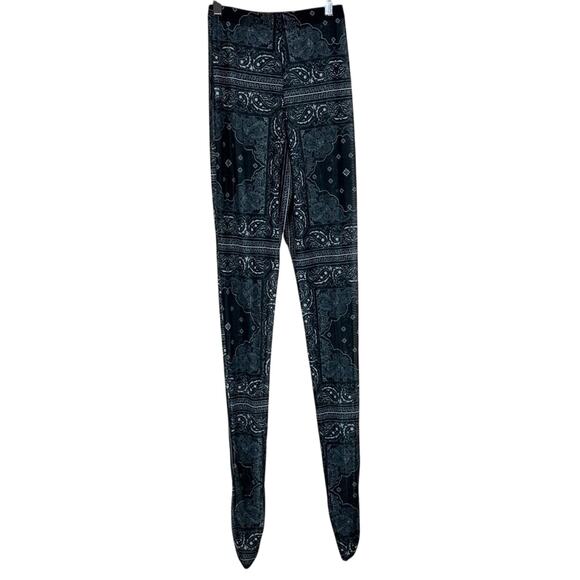 NWT PrettyLittleThing Black Bandana Paisley Print Mesh Sock Leggings Womens 4 - Picture 5 of 7